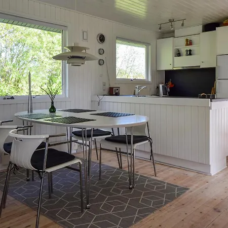 2 Bedroom Pet Friendly In Hemmet