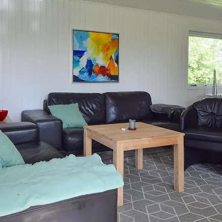 2 Bedroom Pet Friendly In Holiday home